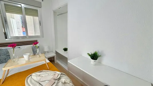 Rooms in Madrid Puente de Vallecas - photo 1