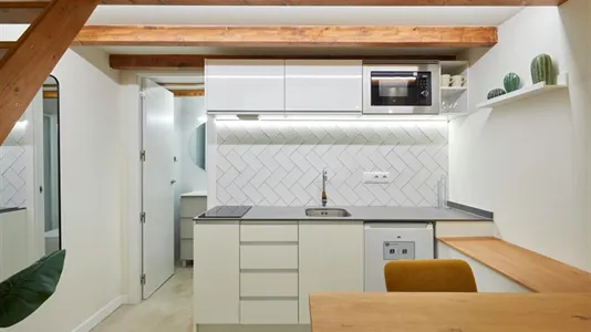 Apartments in Barcelona Ciutat Vella - photo 8