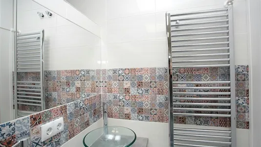 Rooms in Madrid Centro - photo 10