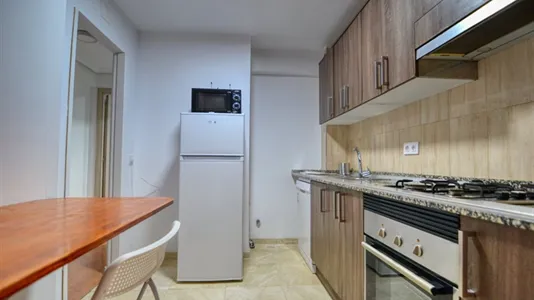 Rooms in Madrid Ciudad Lineal - photo 6