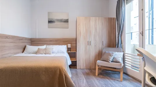 Rooms in Madrid Retiro - photo 4