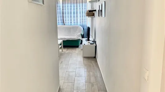 Rooms in Málaga - photo 5