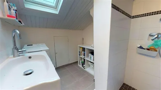 Rooms in Lyon - photo 8