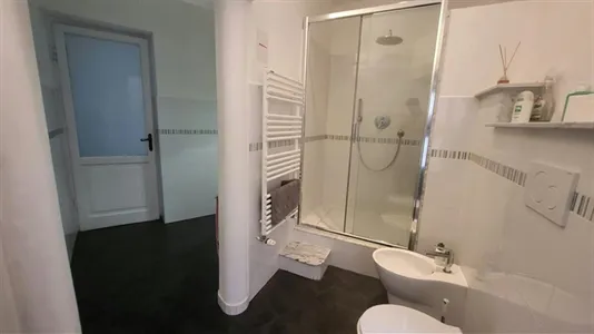 Rooms in Genoa - photo 5