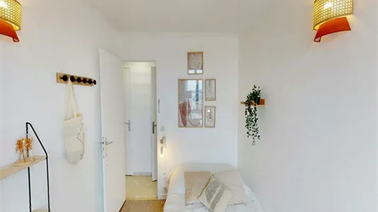 Rooms in Paris 19ème arrondissement - photo 2