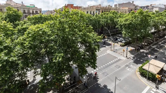 Rooms in Barcelona Eixample - photo 8