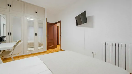 Rooms in Madrid Tetuán - photo 2