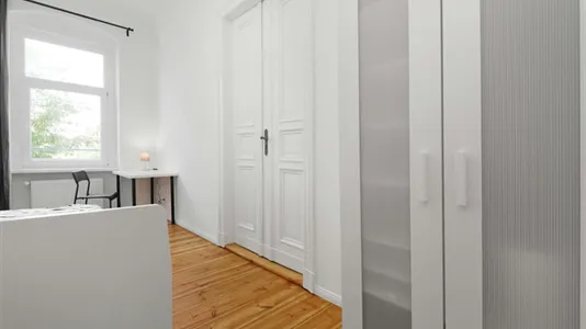 Rooms in Berlin Neukölln - photo 2