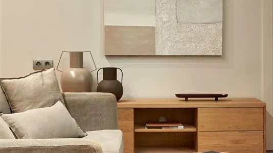 Apartments in Barcelona Ciutat Vella - photo 10