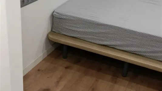 Rooms in Sabadell - photo 6