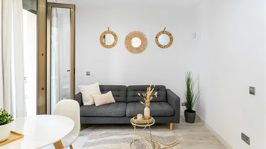 Apartments in Barcelona Ciutat Vella - photo 5