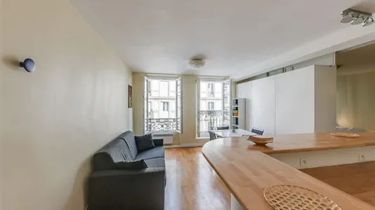 Apartments in Paris 1er arrondissement - photo 2