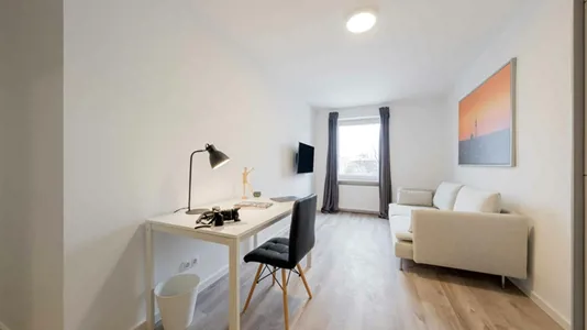Rooms in Location is not specified - photo 1
