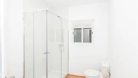 Rooms in Valencia L'Eixample - photo 5