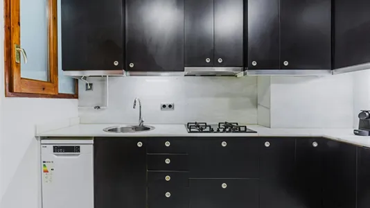 Apartments in Barcelona Ciutat Vella - photo 7