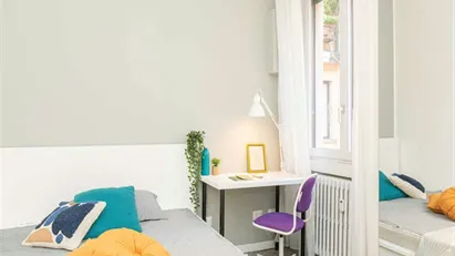 Room for rent in Milano Zona 1 - Centro storico, Milan