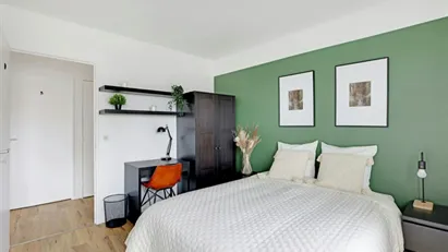 Room for rent in Nanterre, Île-de-France