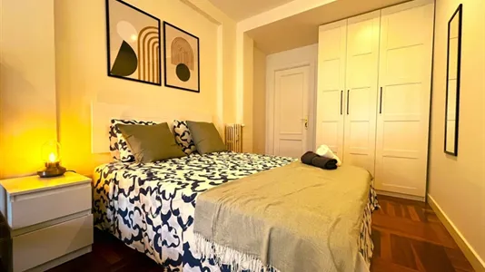 Rooms in Bilbao - photo 4