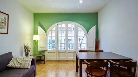 Apartments in Barcelona Eixample - photo 2