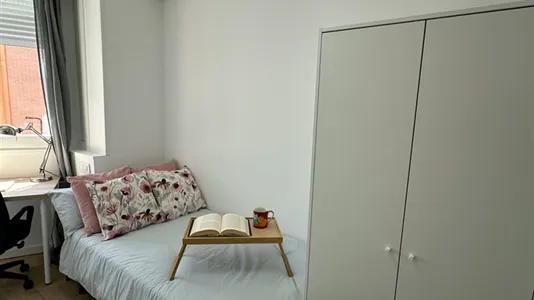 Rooms in Madrid Carabanchel - photo 3