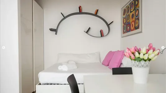 Apartments in Milano Zona 6 - Barona, Lorenteggio - photo 5