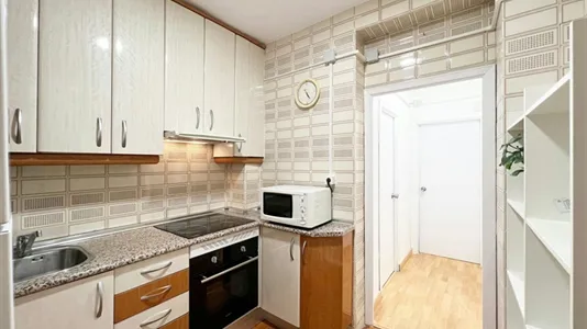 Rooms in Madrid Ciudad Lineal - photo 8