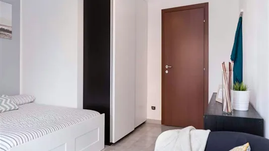 Rooms in Corsico - photo 4