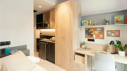 Room for rent in Cornellà de Llobregat, Cataluña