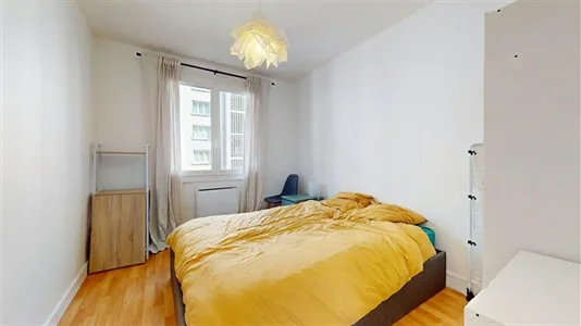 Rooms in Grenoble - photo 3