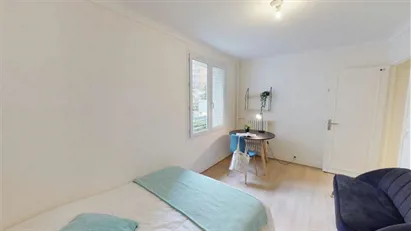 Room for rent in Paris 17ème arrondissement, Paris