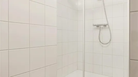 Apartments in Location is not specified - photo 9