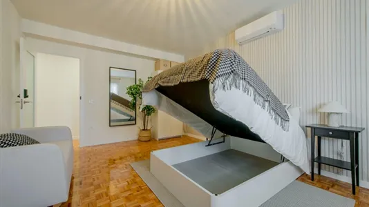 Rooms in Madrid Salamanca - photo 5