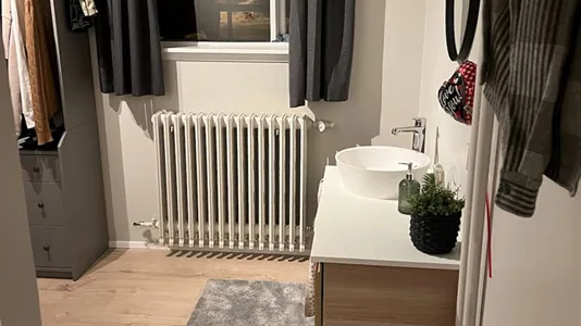 Rooms in Reykjavík Hlíðar - photo 9