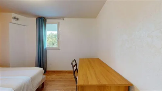 Rooms in Rennes - photo 2