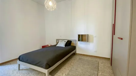 Rooms in Verona - photo 3