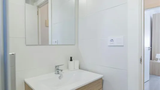 Rooms in Zaragoza - photo 9