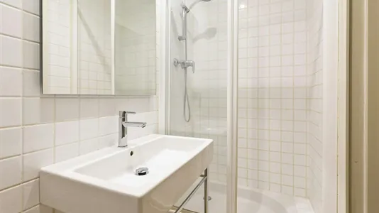 Apartments in Barcelona Ciutat Vella - photo 10