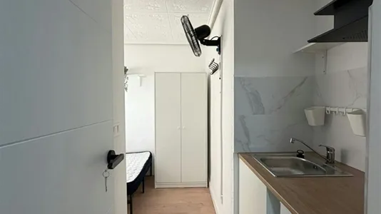 Rooms in Burjassot - photo 1