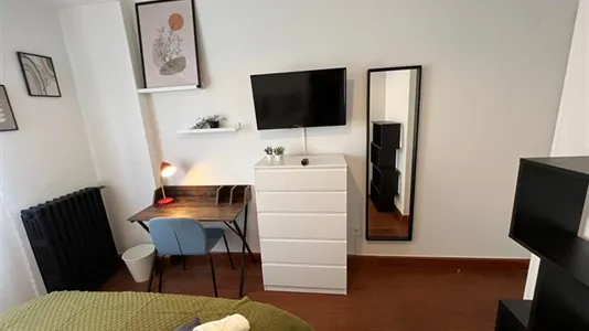 Rooms in Bilbao - photo 4