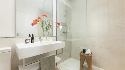 Apartments in El Encinar de los Reyes - photo 8