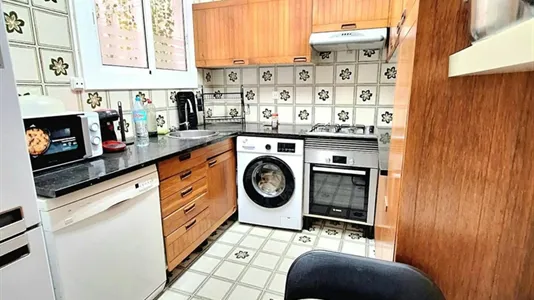 Rooms in Barcelona Sants-Montjuïc - photo 6