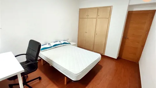 Rooms in Castellón de la Plana/Castelló de la Plana - photo 2