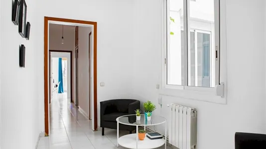 Rooms in Barcelona Ciutat Vella - photo 5