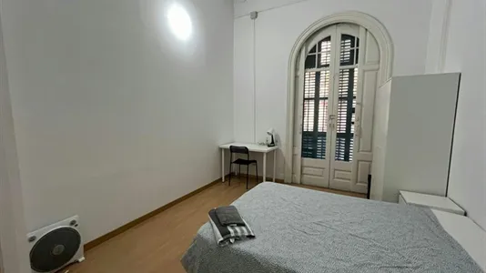 Rooms in Barcelona Eixample - photo 6