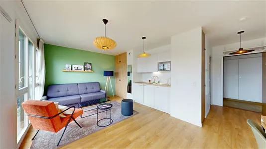 Apartments in L'Haÿ-les-Roses - photo 2