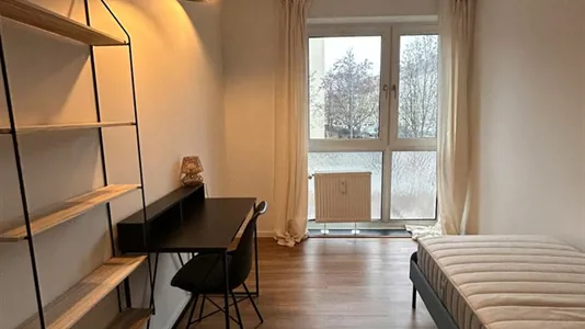 Rooms in Location is not specified - photo 1