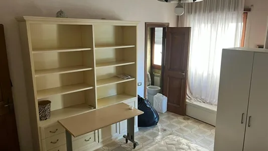 Rooms in Roma Municipio II – Parioli/Nomentano - photo 2