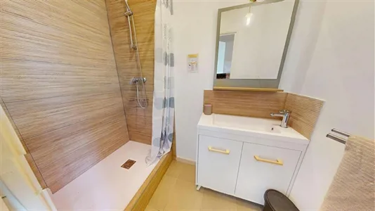 Rooms in Lyon - photo 2