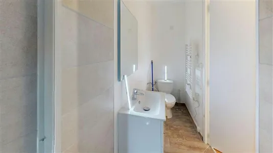 Apartments in Lyon - photo 8