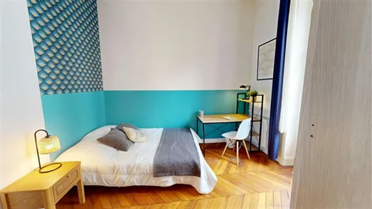 Rooms in Paris 10ème arrondissement - photo 2